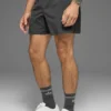 5" Traction Running Short - Anthracite