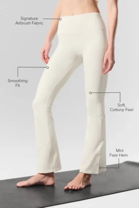 Airbrush High-Waist 7/8 Bootcut Legging – Ivory