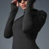 Airlift Winter Warm Hooded Runner - Black