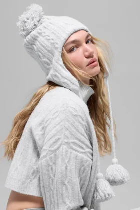 Cable Knit Winter Bliss Earflap Beanie – Athletic Heather Grey