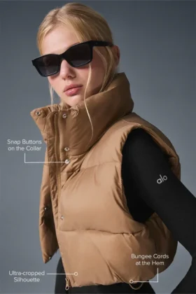 Cropped Gold Rush Puffer Vest – Toasted Almond