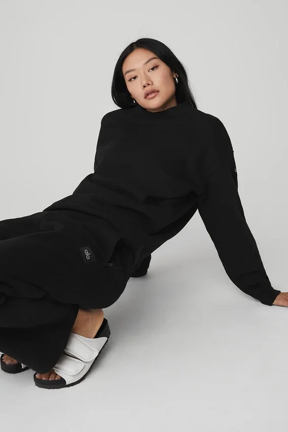 Renown Heavy Weight Crew Neck Pullover - Black